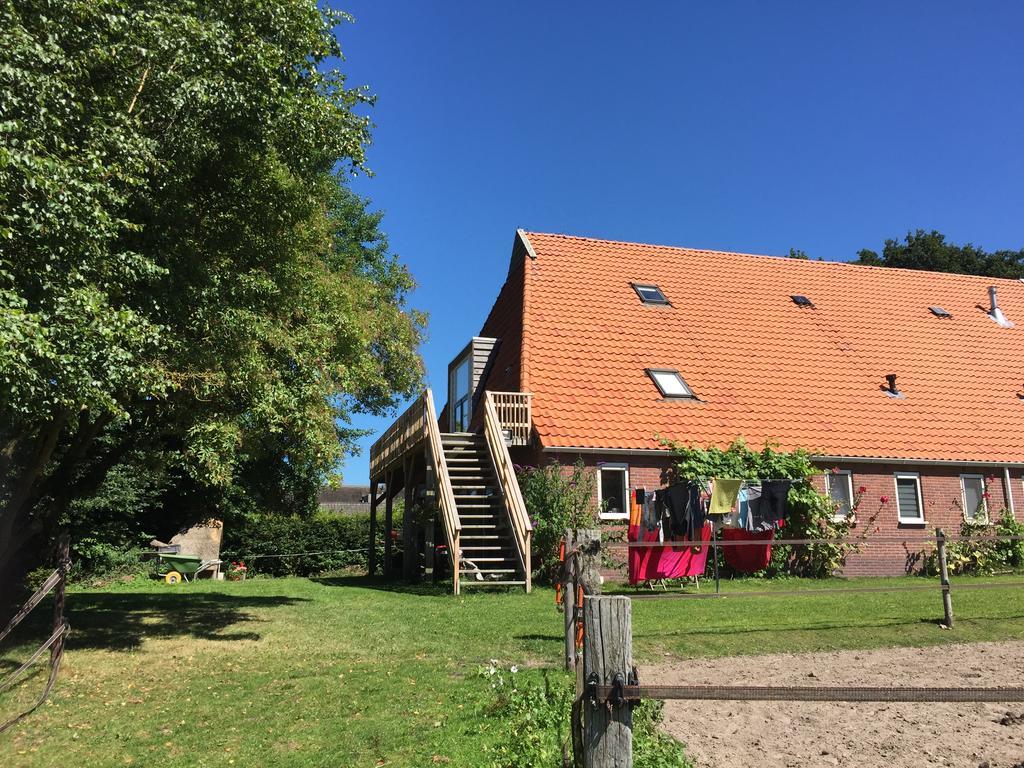Slaopen En Stoet Bed & Breakfast Anderen Exterior photo