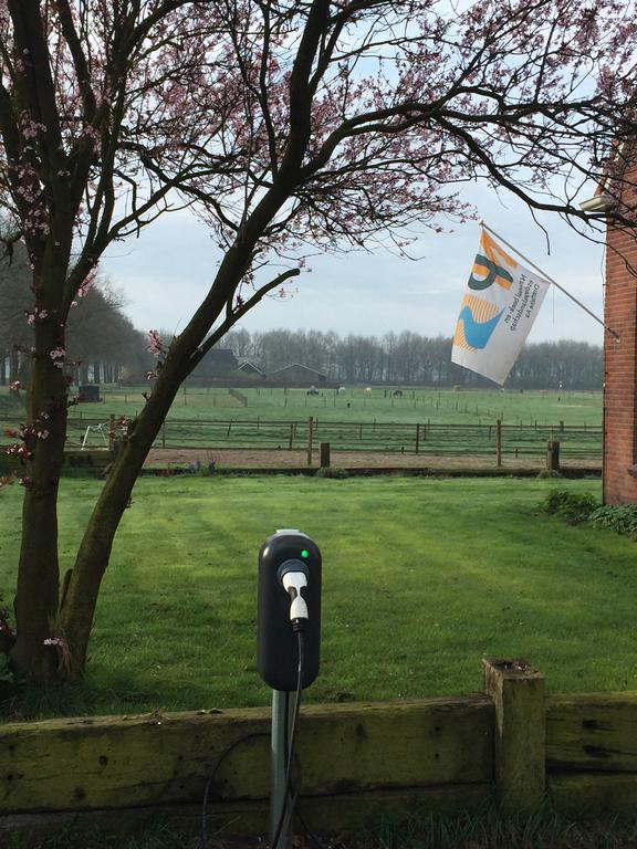 Slaopen En Stoet Bed & Breakfast Anderen Exterior photo